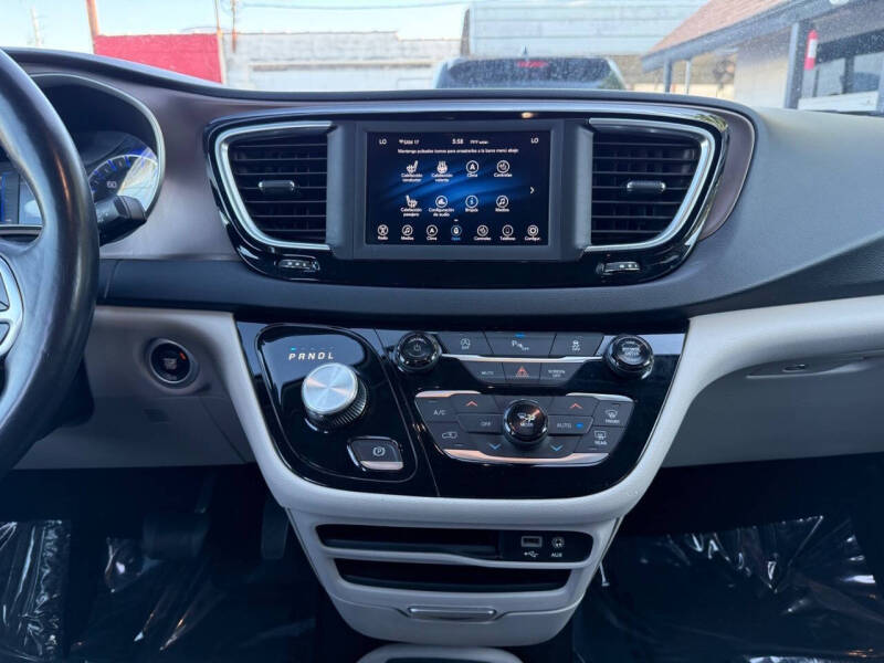 2019 Chrysler Pacifica Touring L