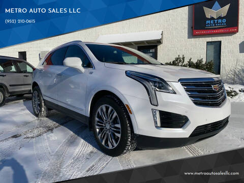 2017 Cadillac XT5 for sale at METRO AUTO SALES LLC in Lino Lakes MN