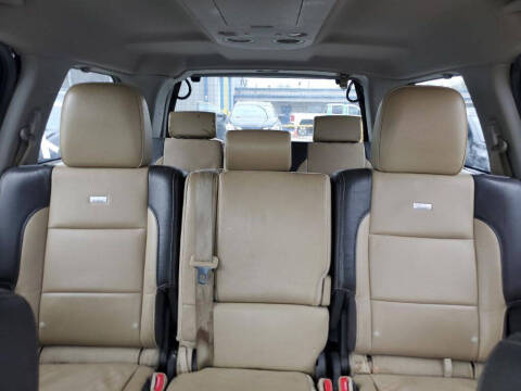2013 Nissan Armada Platinum