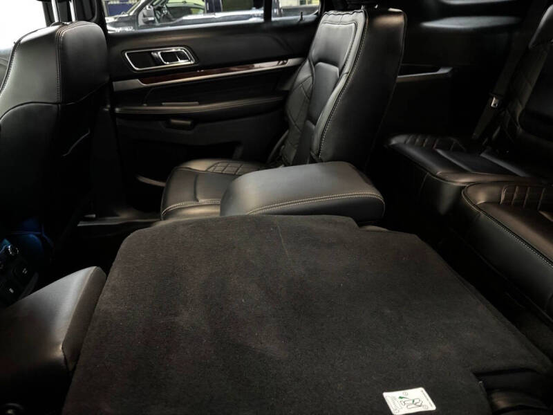 2018 Ford Explorer Platinum