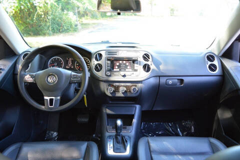 2011 Volkswagen Tiguan SEL