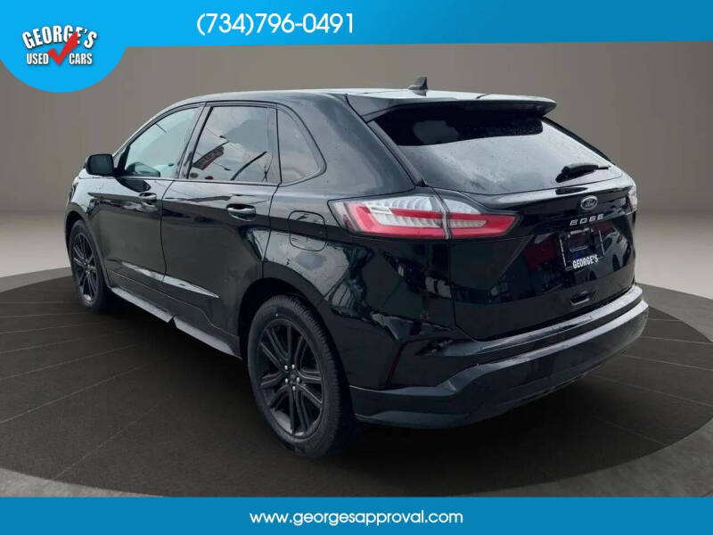 2023 Ford Edge