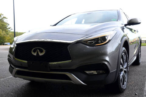 2017 Infiniti QX30 Premium
