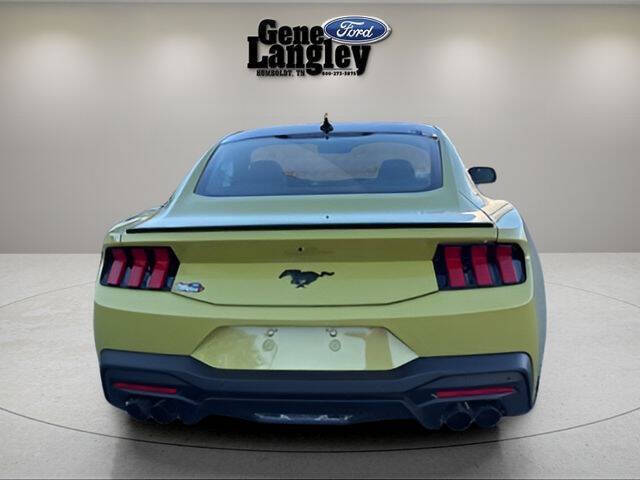 2025 Ford Mustang EcoBoost