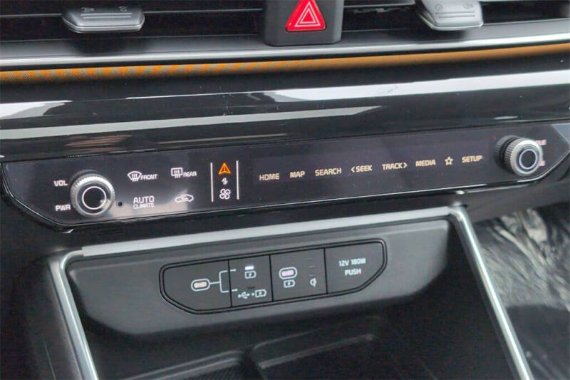 2025 Kia Carnival SX Prestige