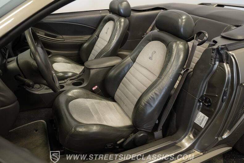 2001 Ford Mustang SVT Cobra