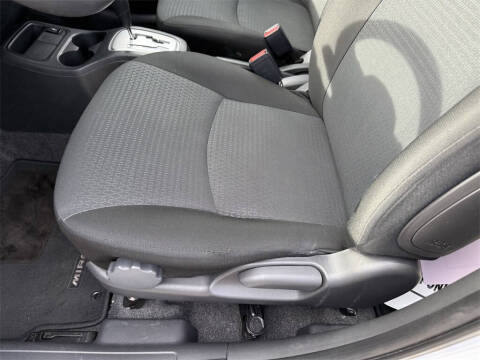 2024 Mitsubishi Mirage G4