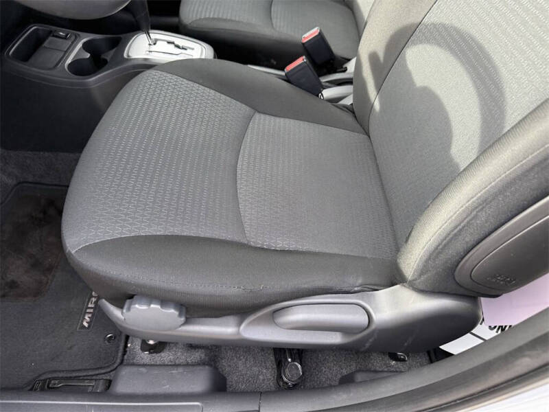 2024 Mitsubishi Mirage G4