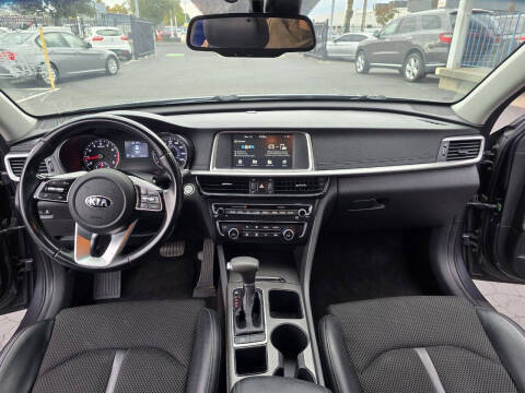 2019 Kia Optima S