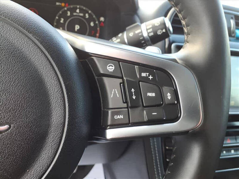 2020 Jaguar F-PACE Checkered Flag Limited Edition