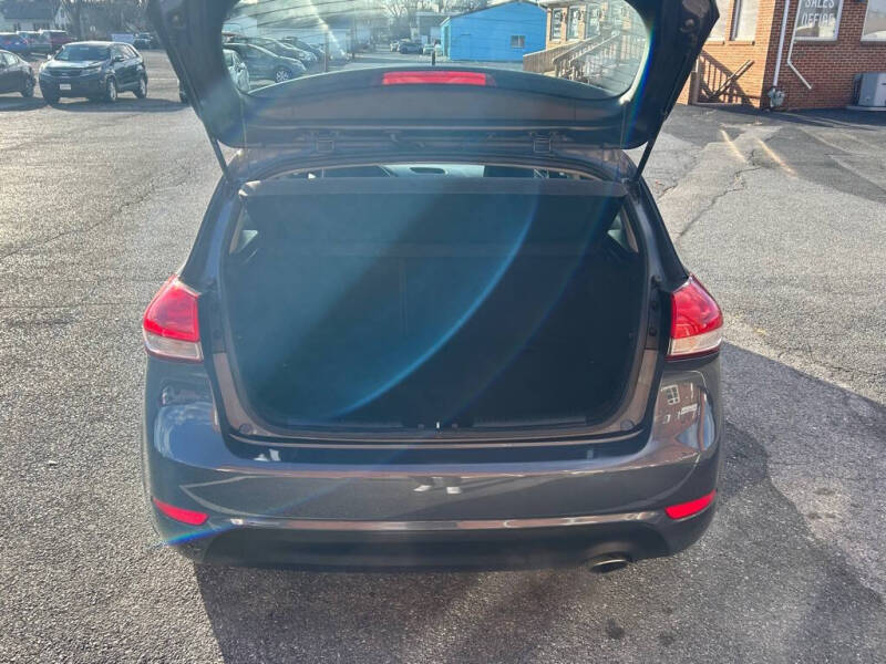 2016 Kia Forte5 LX