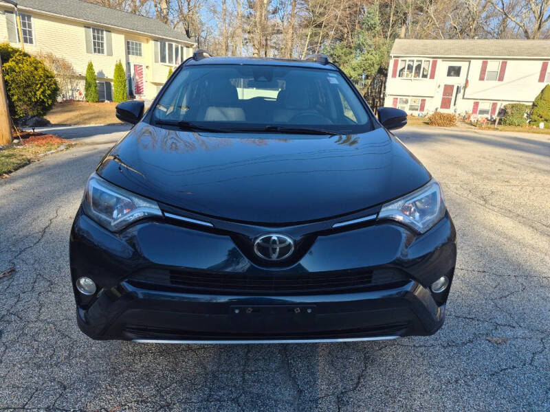 Image of 2018 Toyota RAV4 XLE