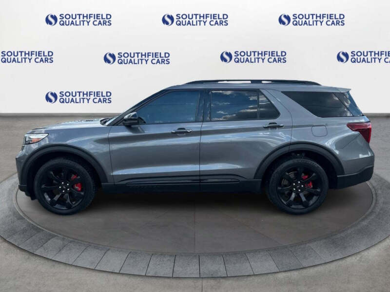 2021 Ford Explorer ST
