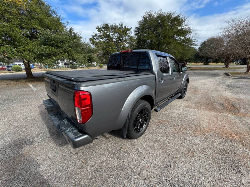 2020 Nissan Frontier SV photo 5