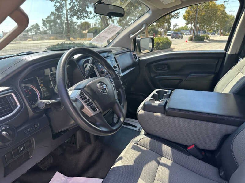 2017 Nissan Titan XD