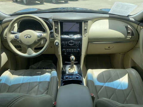 2011 Infiniti FX35