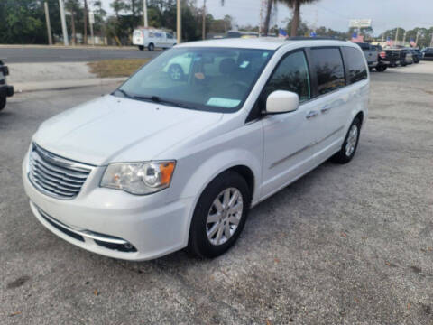 2016 Chrysler Town and Country for sale at MEN AUTO SALES in Port Richey FL