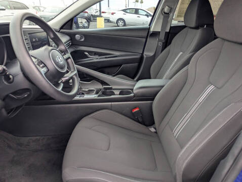 2023 Hyundai Elantra Hybrid Blue