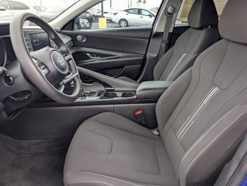 2023 Hyundai Elantra Hybrid Blue