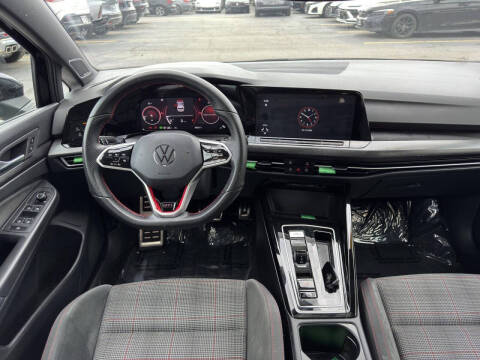 2024 Volkswagen Golf GTI SE