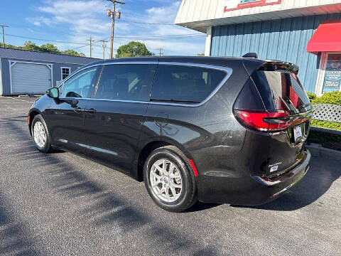 2023 Chrysler Pacifica Touring L