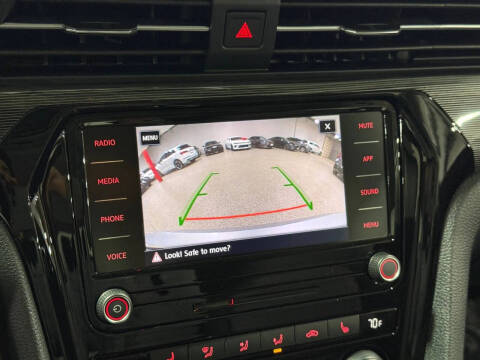 2020 Volkswagen Passat R-Line