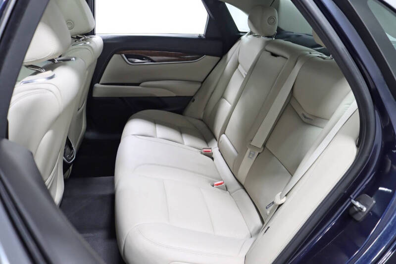 2018 Cadillac XTS Premium Luxury