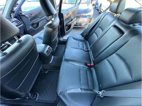 2017 Honda Accord Hybrid Touring