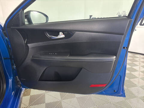 2022 Kia Forte GT Line