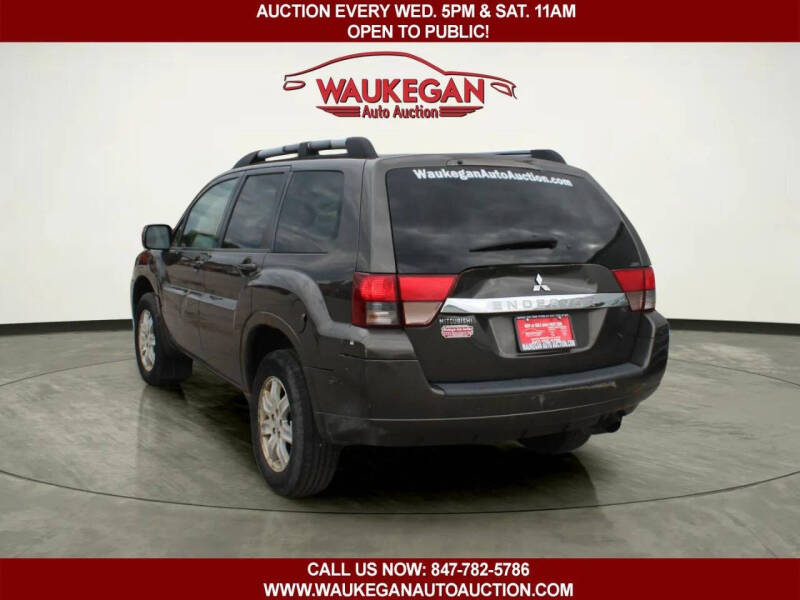 2010 Mitsubishi Endeavor LS