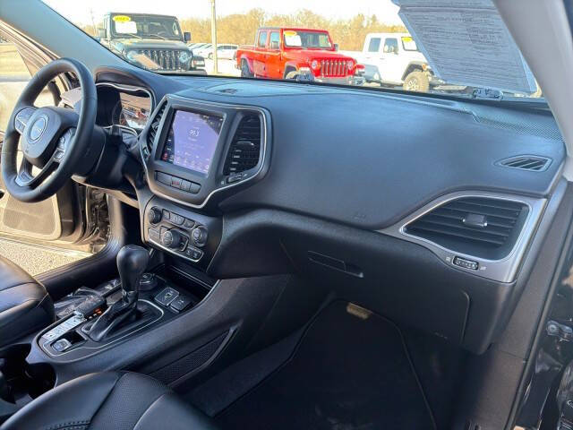 2022 Jeep Cherokee Latitude Lux