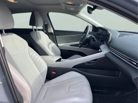 2023 Hyundai Elantra Hybrid Limited