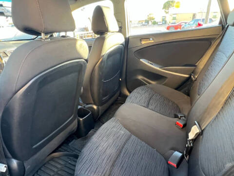 2015 Hyundai Accent GS