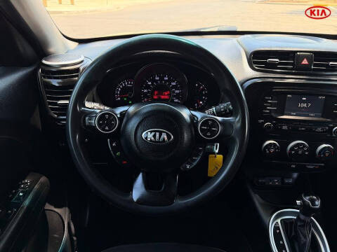 2016 Kia Soul +