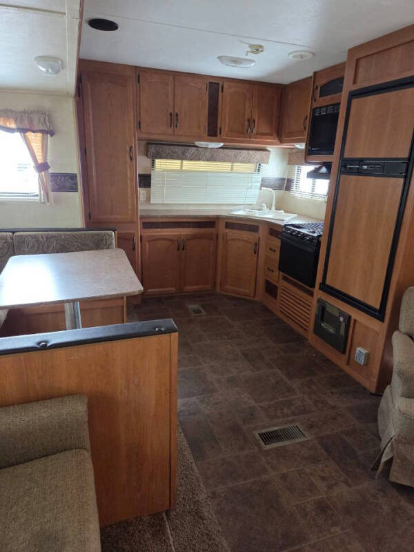 2011 Keystone RV Hideout 33' Park Model Delivery Available
