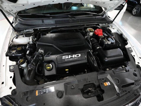 2016 Ford Taurus SHO