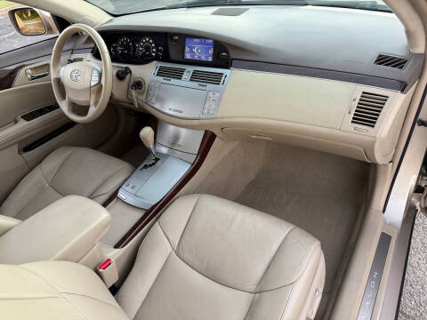 2008 Toyota Avalon XLS