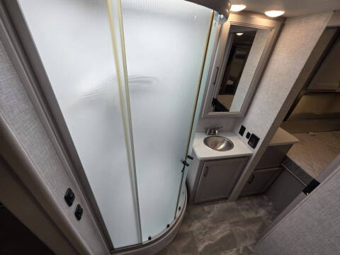 2021 Thor Motor Coach Quantum
