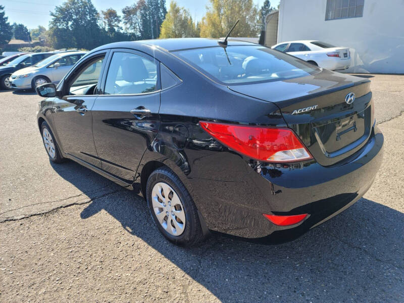 2015 Hyundai Accent GLS