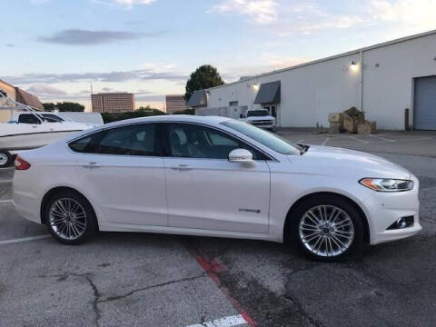 2013 Ford Fusion Hybrid for sale at Reliable Auto Sales in Plano TX
