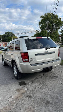 2009 Jeep Grand Cherokee Laredo