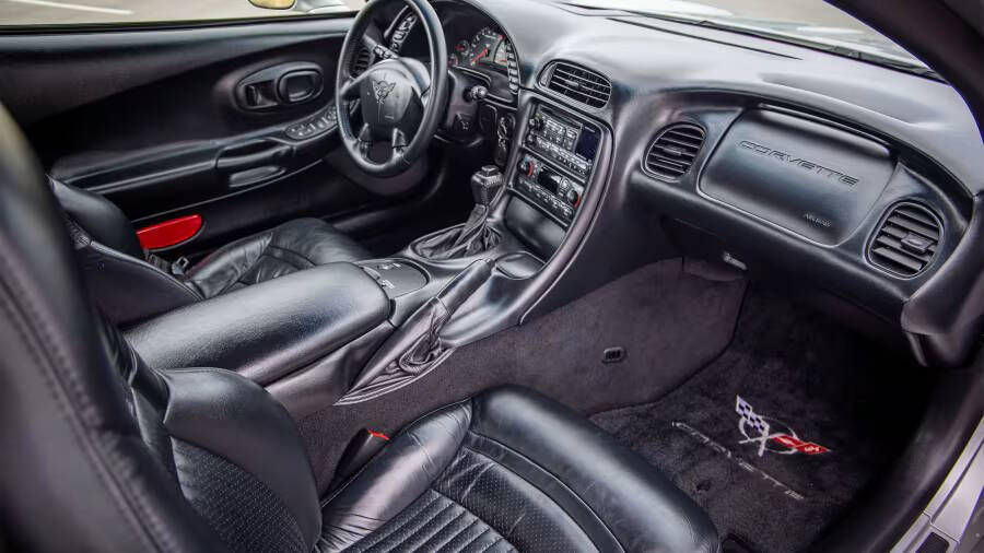 2002 Chevrolet Corvette 2