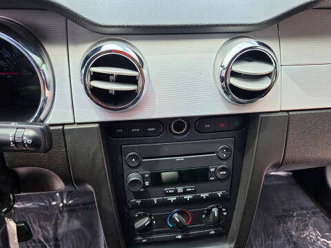 2007 Ford Mustang GT Deluxe