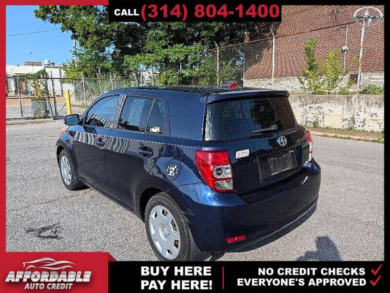 2010 Scion xD