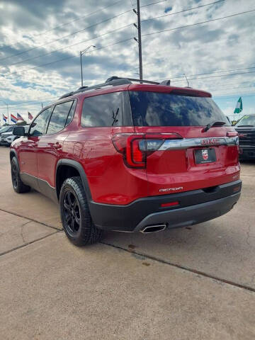 2023 GMC Acadia AT4