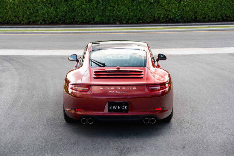 2013 Porsche 911 Carrera