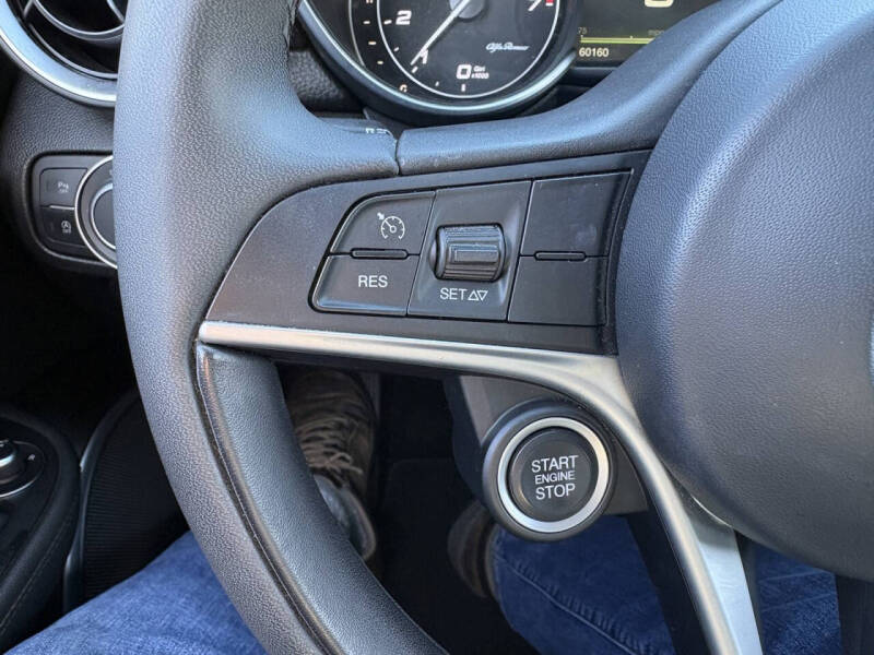 2017 Alfa Romeo Giulia Ti