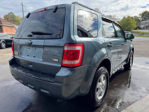 2011 Ford Escape XLT
