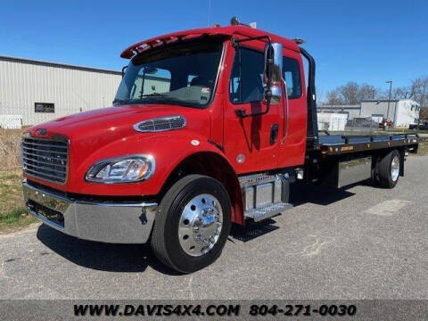 2023 Freightliner M2 106