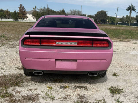 2014 Dodge Challenger SXT